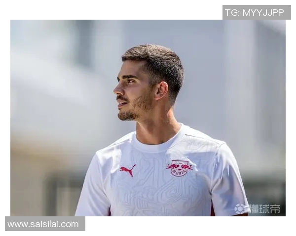 米兰面临尖锋抉择，前锋位置或将迎来新血