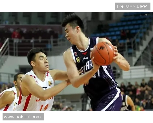 李慕豪:从篮球新星到职业生涯的辉煌转折点探索与成长之路 李慕豪:从篮球新星到职业生涯的辉煌转折点探索与成长之路